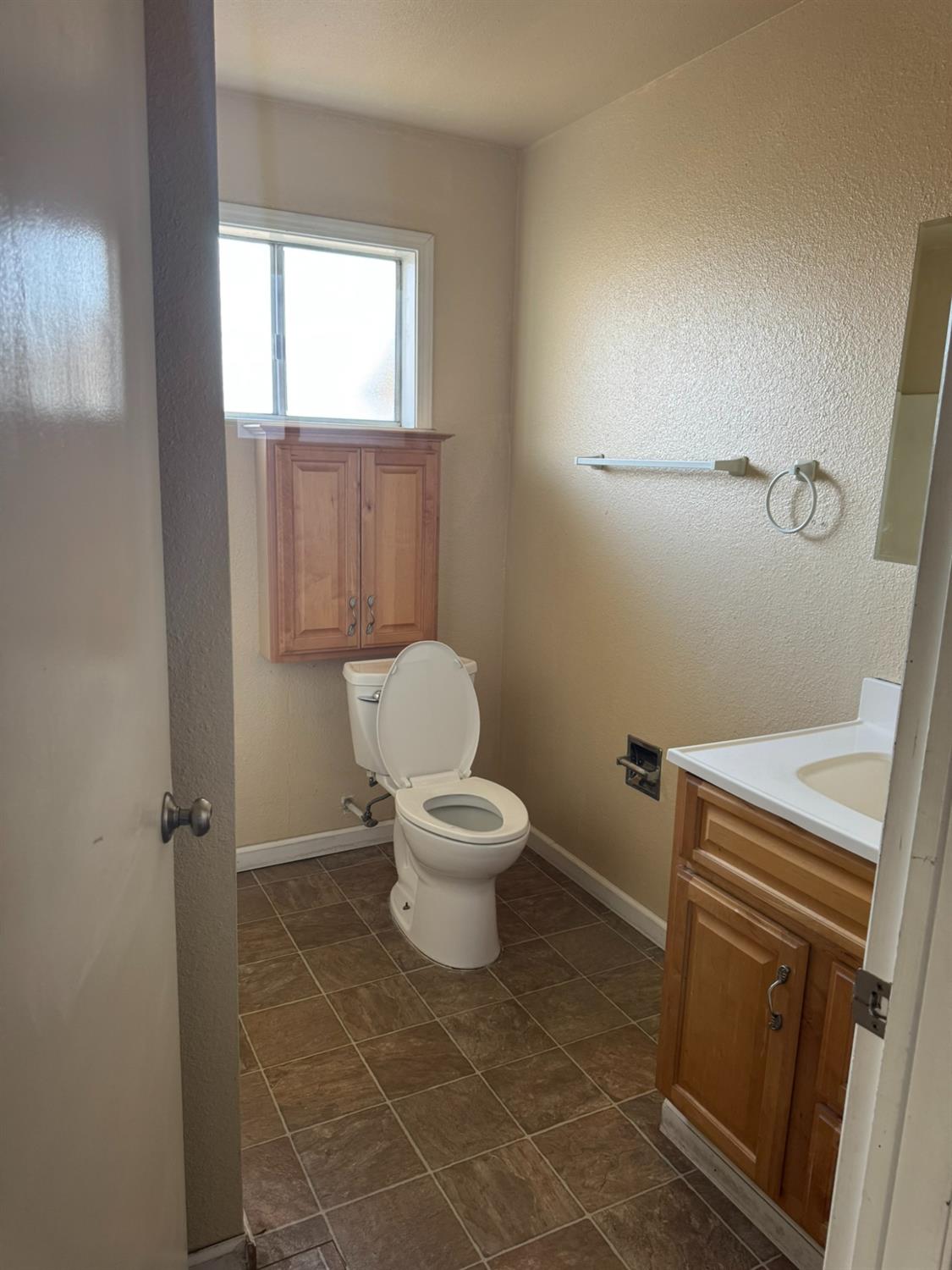 6219 Terminal Ave, Riverbank, CA 95367