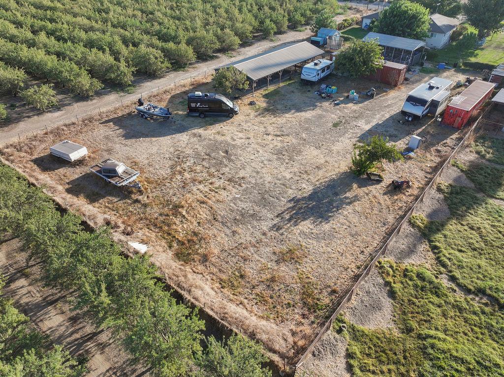 842 S Stearns Rd, Oakdale, CA 95361