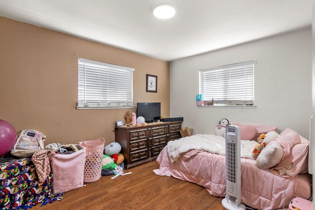 842 S Stearns Rd, Oakdale, CA 95361