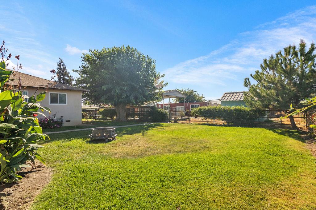842 S Stearns Rd, Oakdale, CA 95361