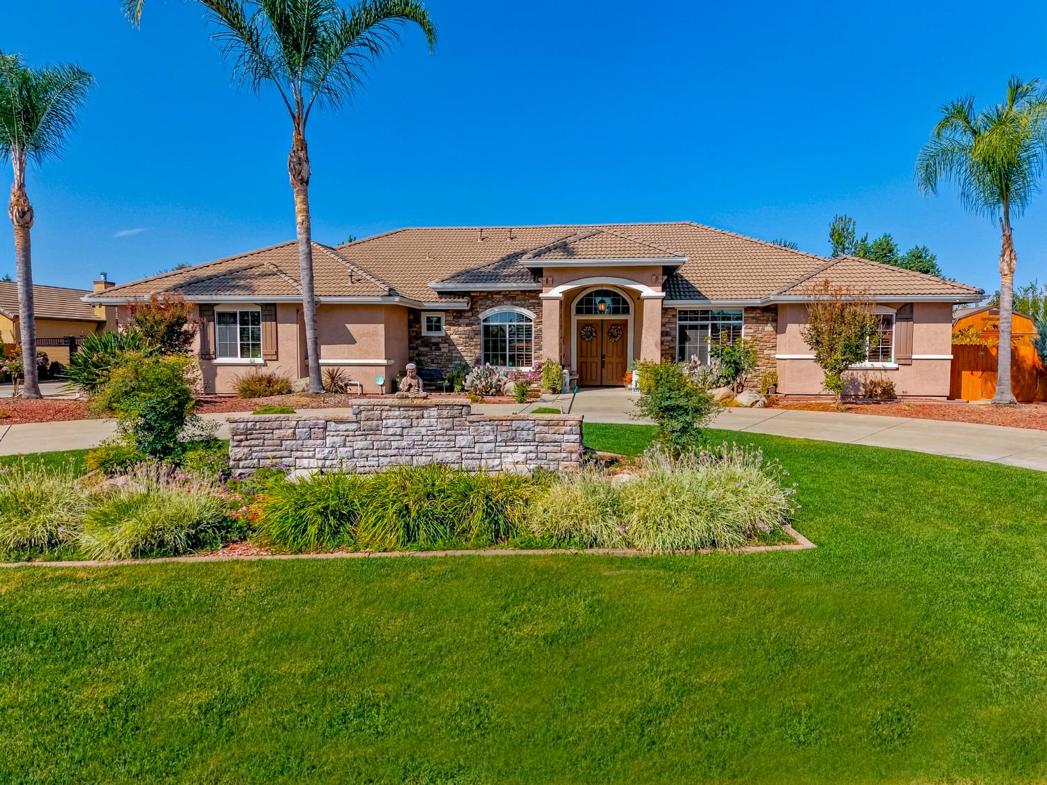 1923 Joeys Ct, Atwater, CA 95301