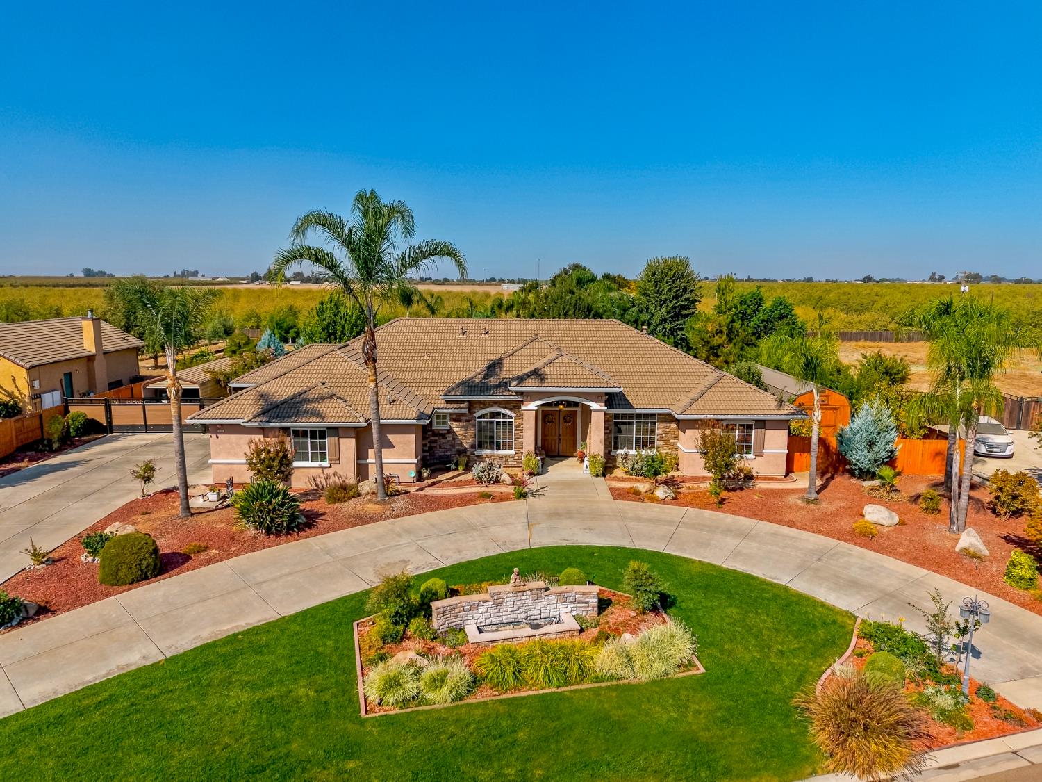 1923 Joeys Ct, Atwater, CA 95301