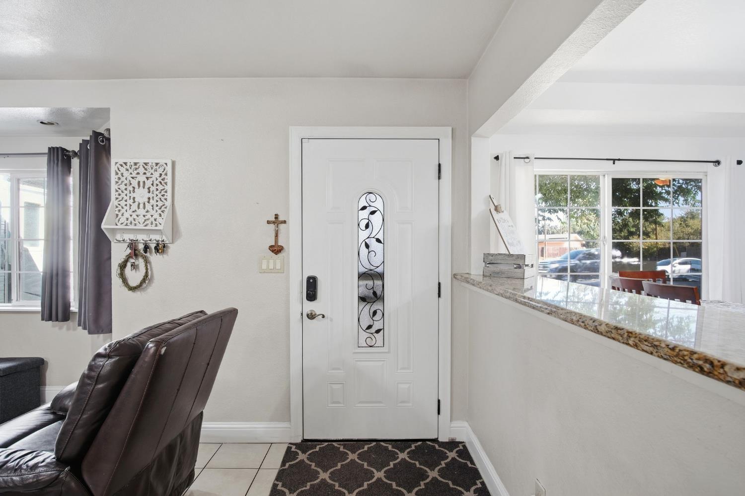 2320 Encina Ave, Modesto, CA 95354