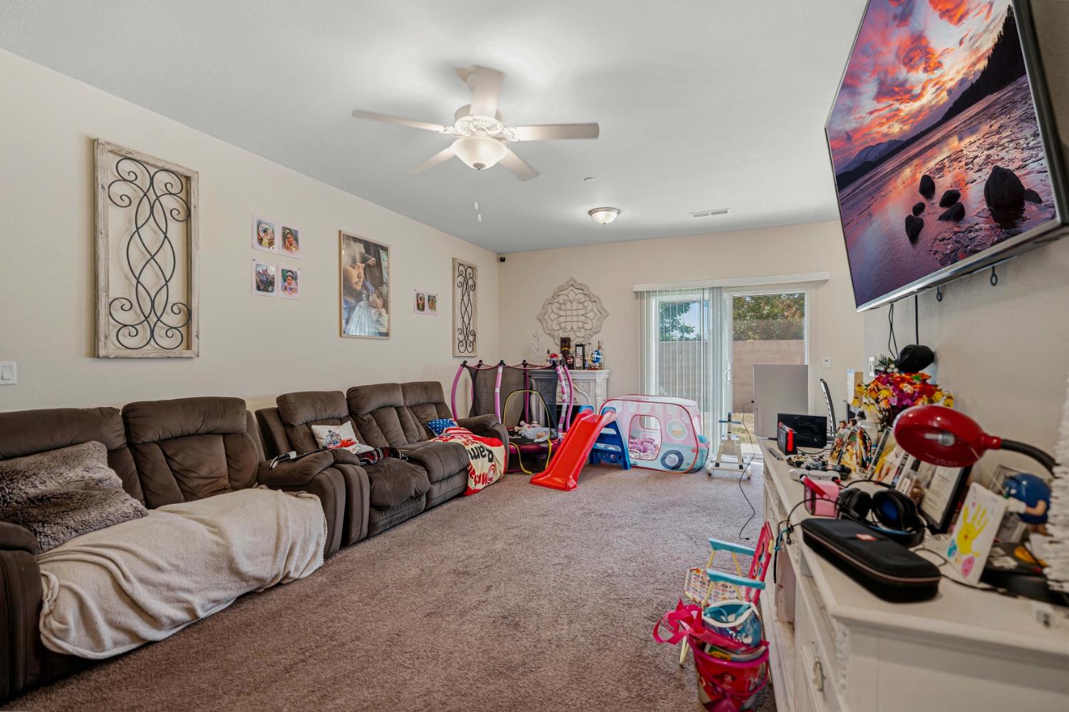 4039 Cinnabar Ave, Merced, CA 95348