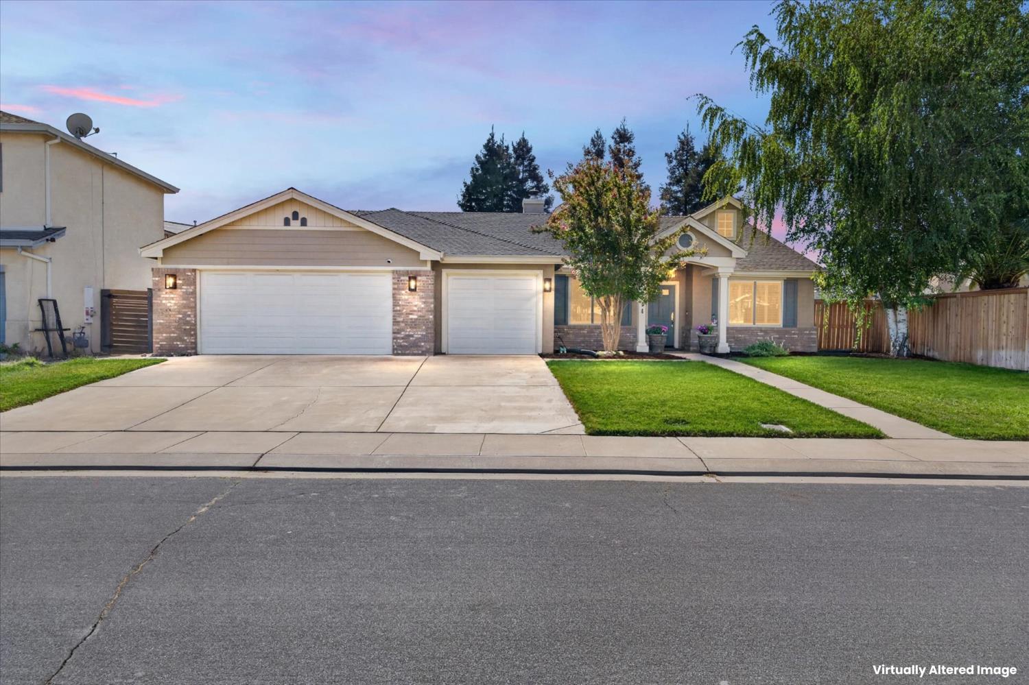 2114 Woodbine Ave, Manteca, CA 95337