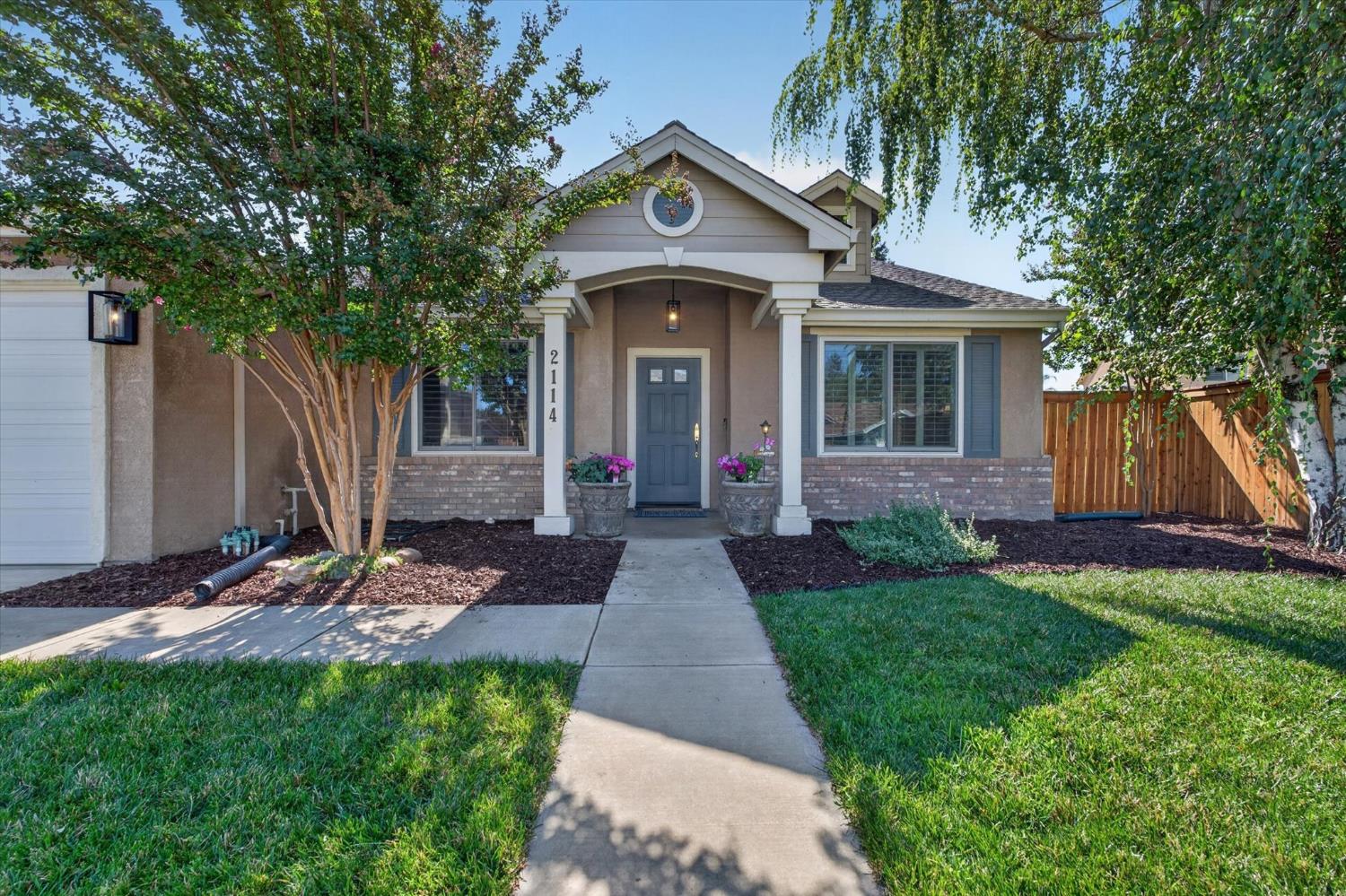 2114 Woodbine Ave, Manteca, CA 95337