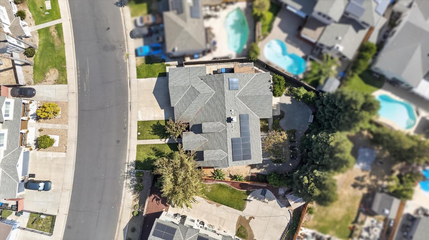 2114 Woodbine Ave, Manteca, CA 95337
