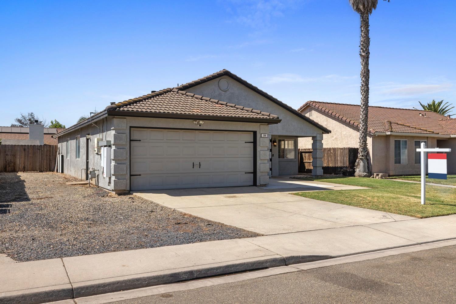 398 Shalako Dr, Oakdale, CA 95361