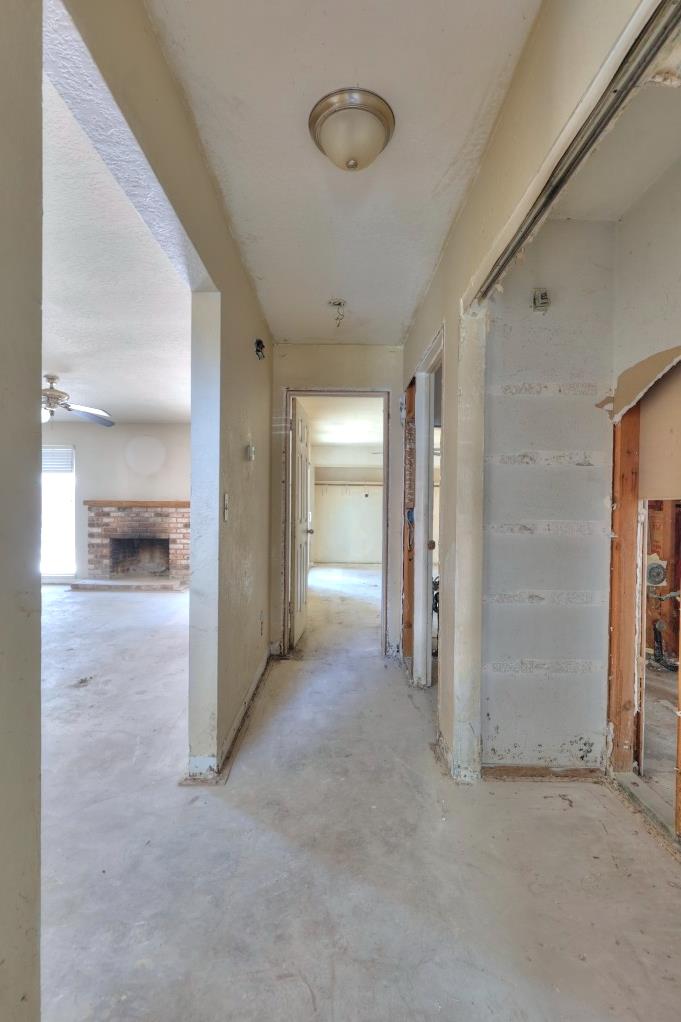 2420 Walnut Grove Way, Modesto, CA 95355