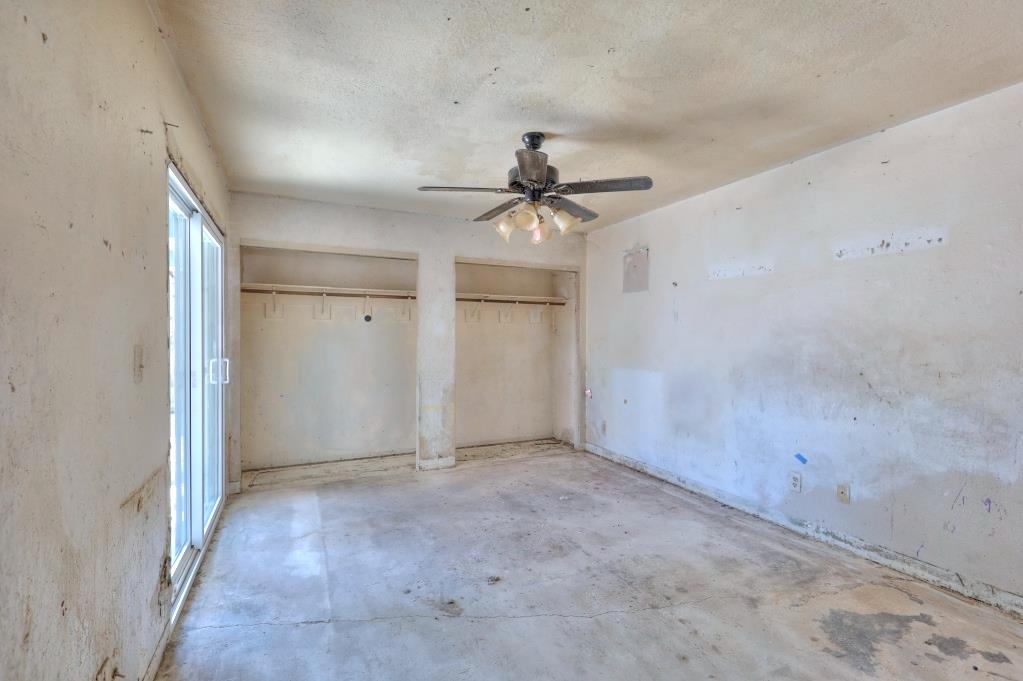 2420 Walnut Grove Way, Modesto, CA 95355