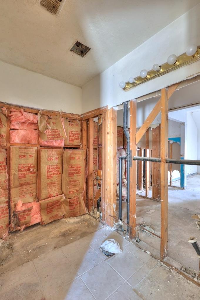 2420 Walnut Grove Way, Modesto, CA 95355