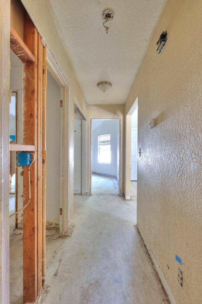 2420 Walnut Grove Way, Modesto, CA 95355