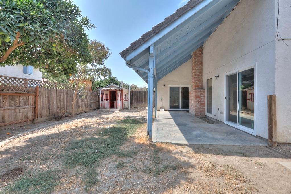 2420 Walnut Grove Way, Modesto, CA 95355