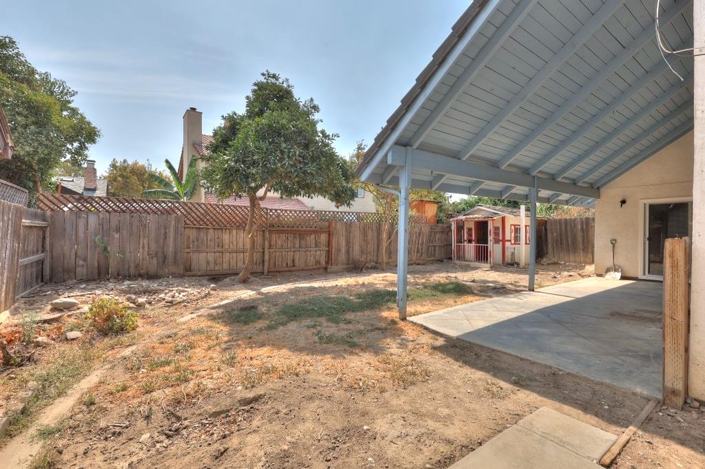 2420 Walnut Grove Way, Modesto, CA 95355