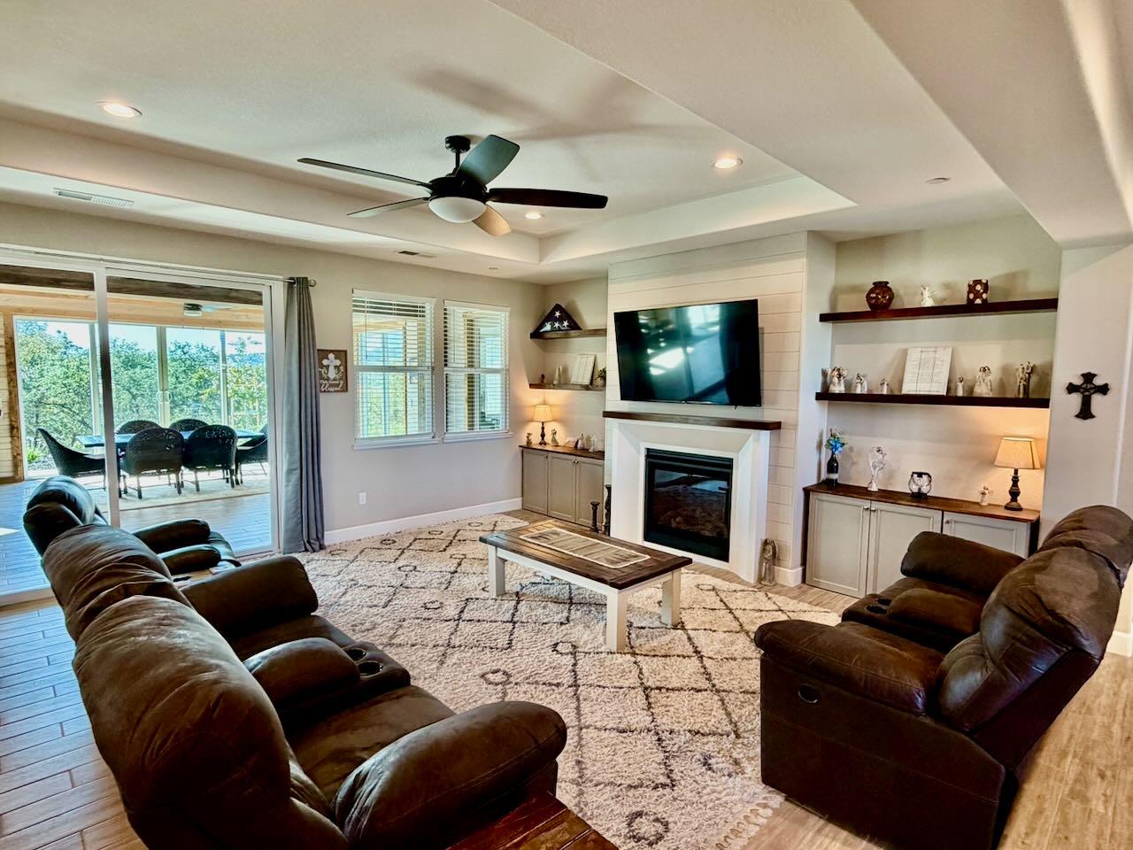 133 Palisades Pl, Copperopolis, CA 95228