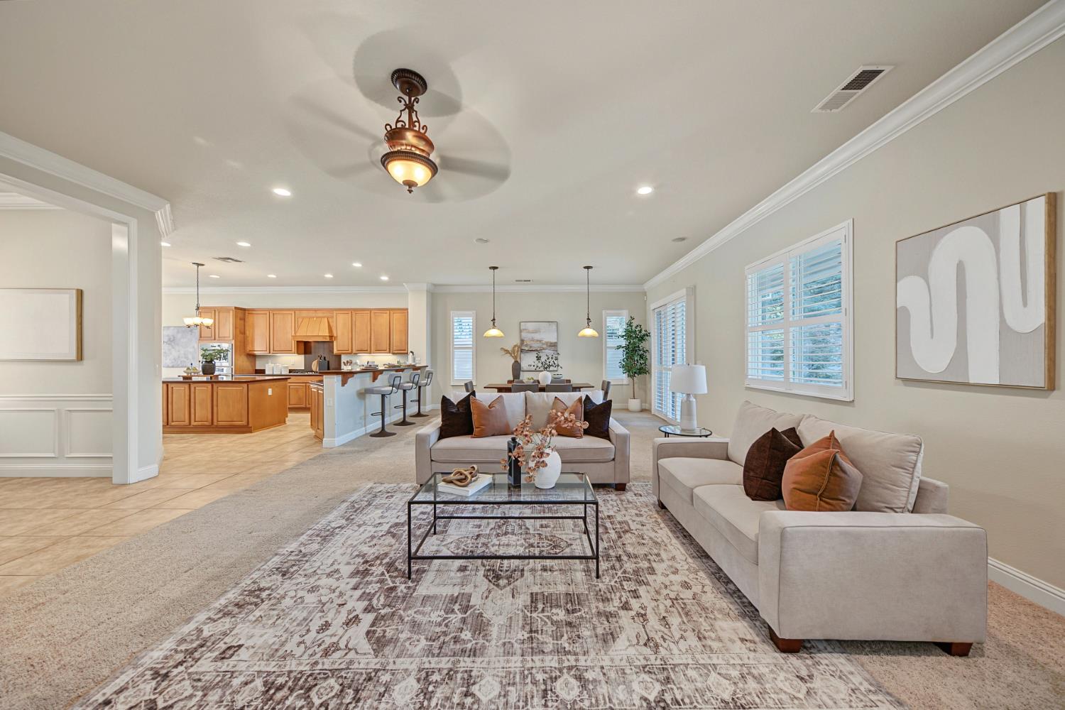 1228 Maple Leaf Ct, Manteca, CA 95336