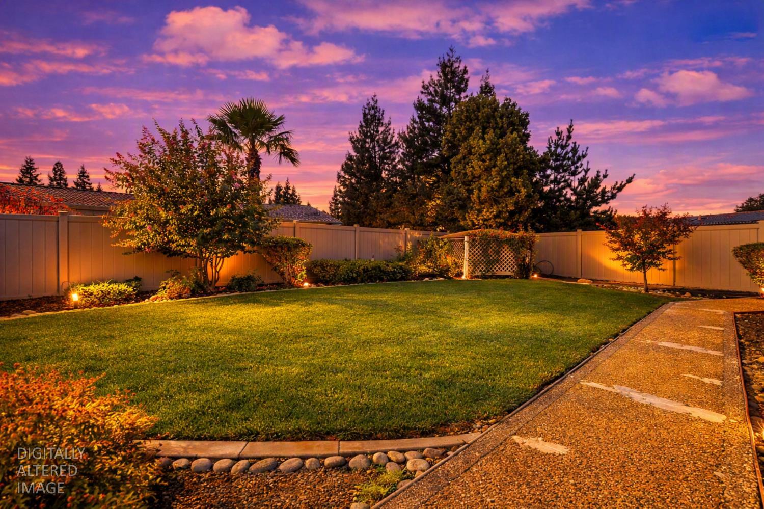 1228 Maple Leaf Ct, Manteca, CA 95336
