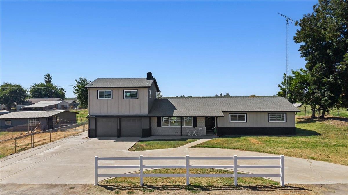 5119 Crow Rd, Oakdale, CA 95361