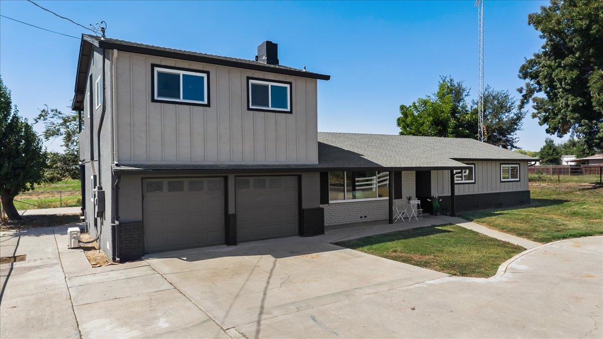 5119 Crow Rd, Oakdale, CA 95361