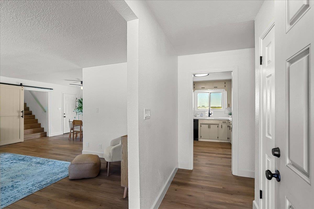 5119 Crow Rd, Oakdale, CA 95361