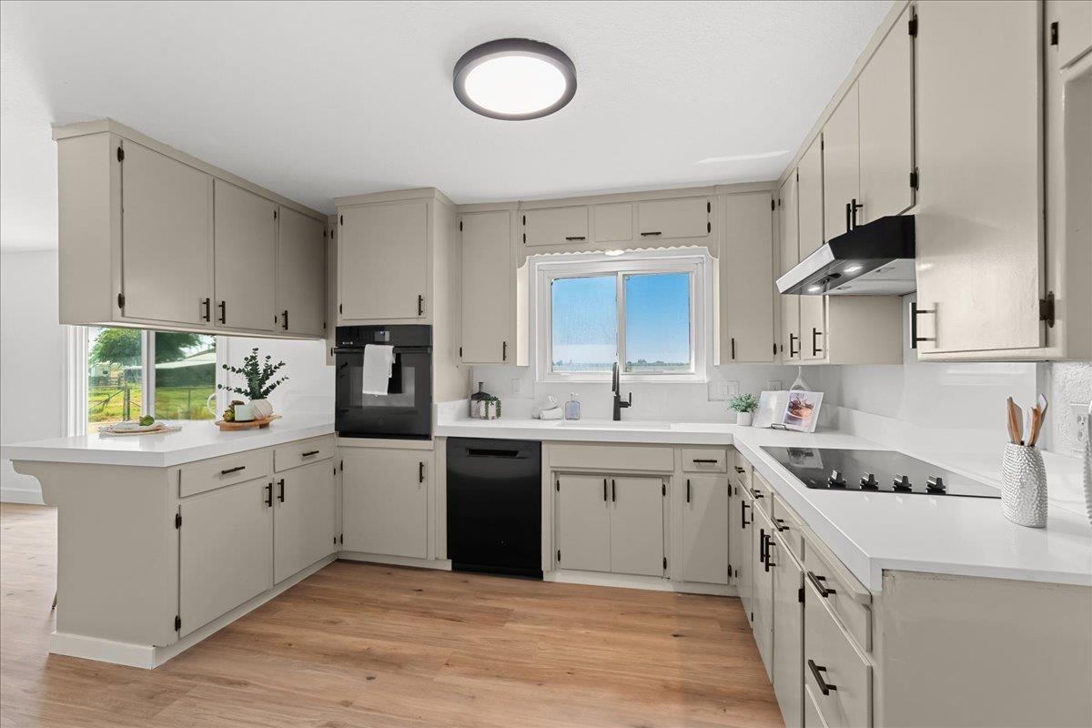 5119 Crow Rd, Oakdale, CA 95361