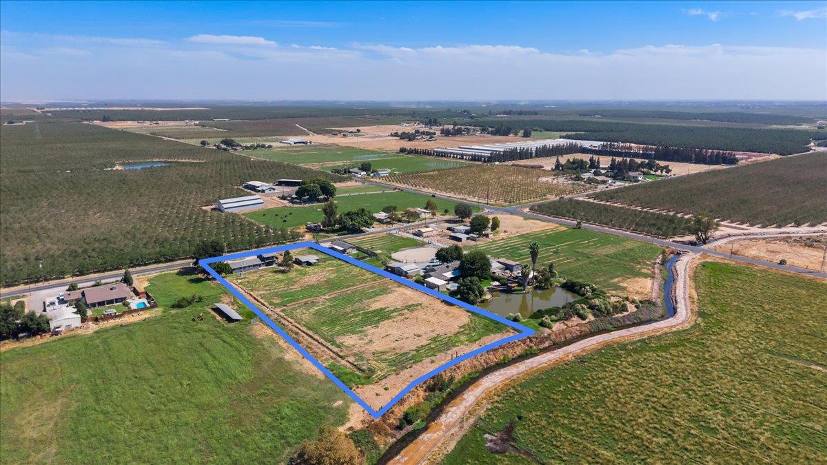 5119 Crow Rd, Oakdale, CA 95361
