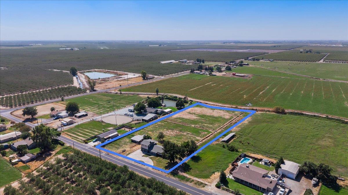 5119 Crow Rd, Oakdale, CA 95361