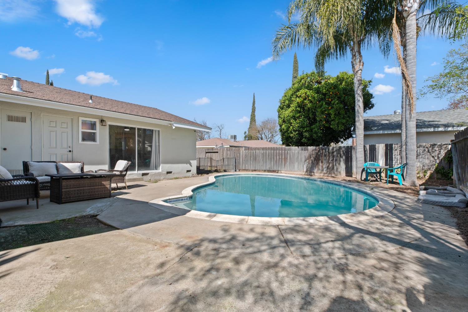 1975 E Alexander Ave, Merced, CA 95340