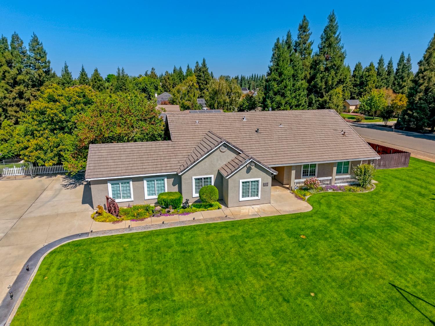 6220 Yorkshire Dr, Atwater, CA 95301