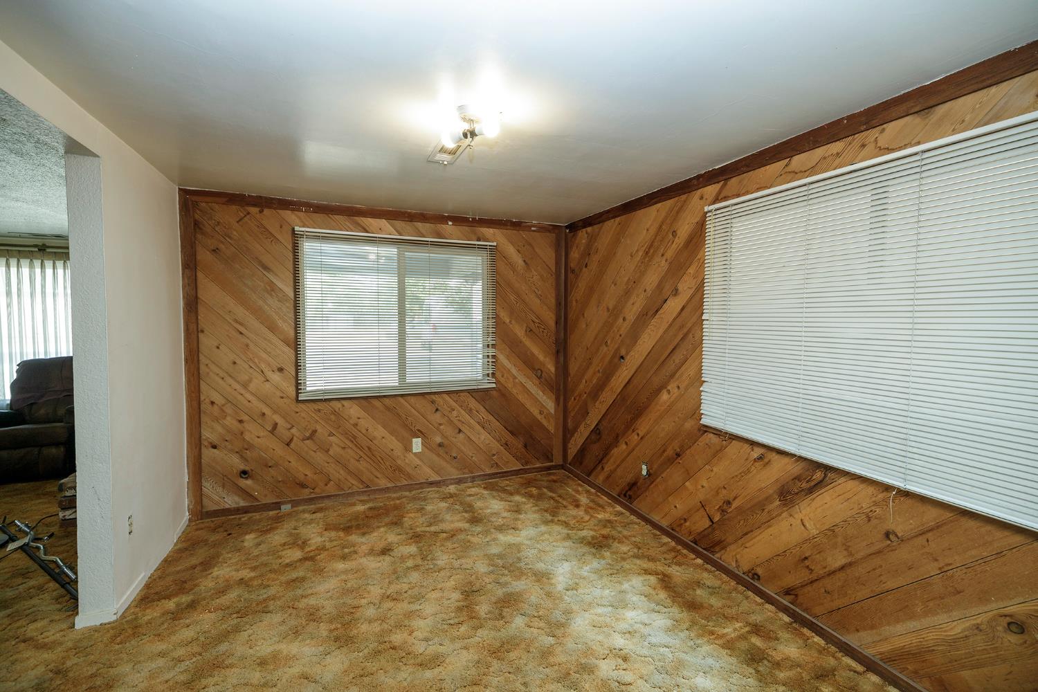 1006 Lassen Ave, Modesto, CA 95358
