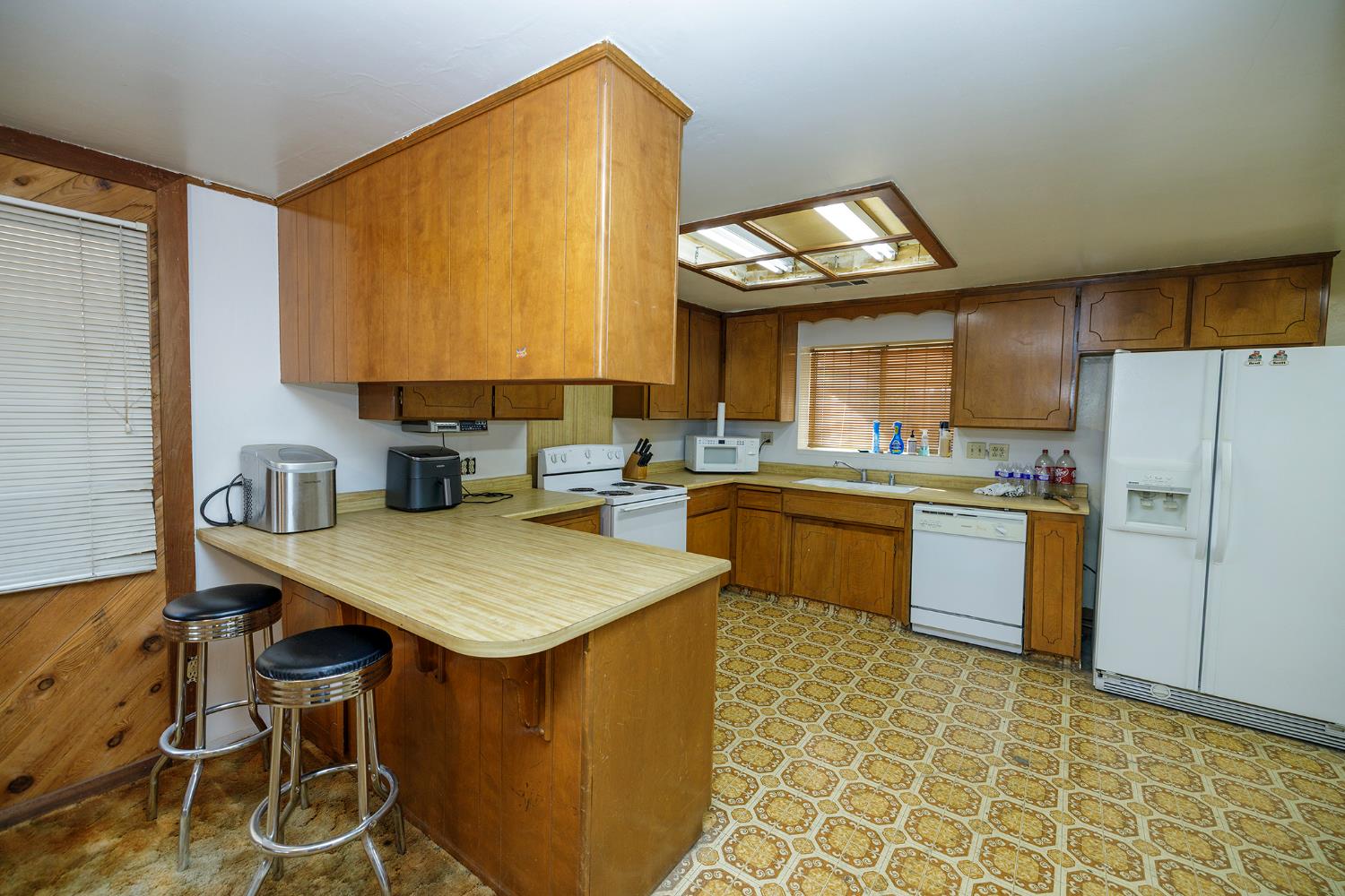 1006 Lassen Ave, Modesto, CA 95358