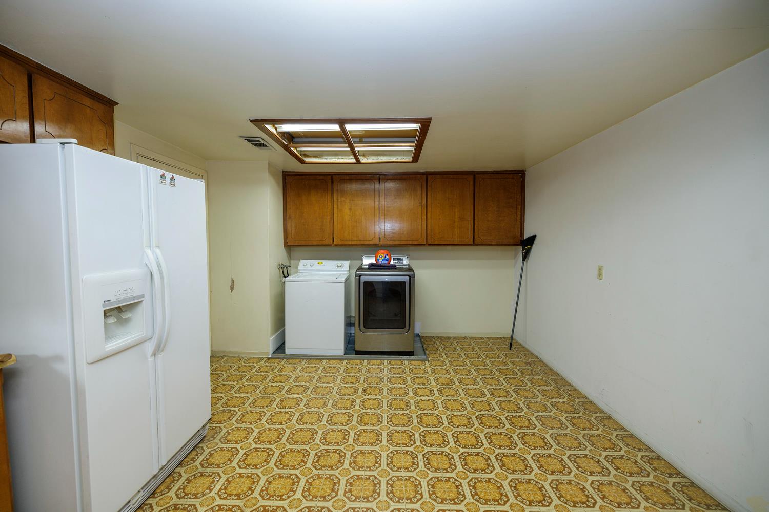1006 Lassen Ave, Modesto, CA 95358