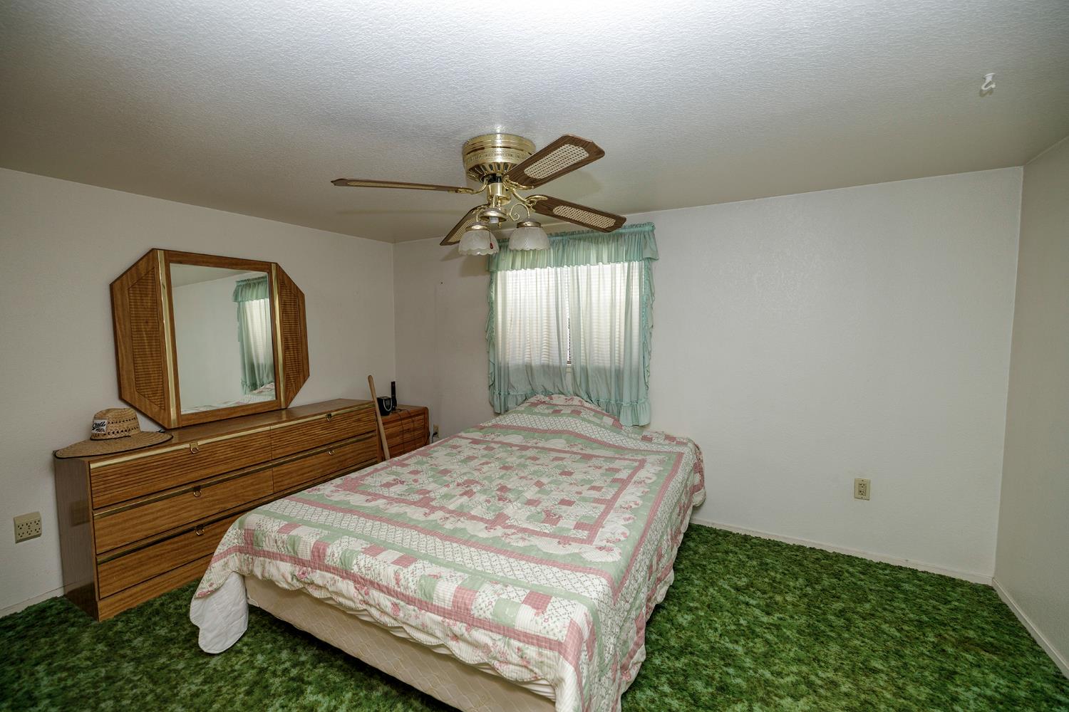 1006 Lassen Ave, Modesto, CA 95358