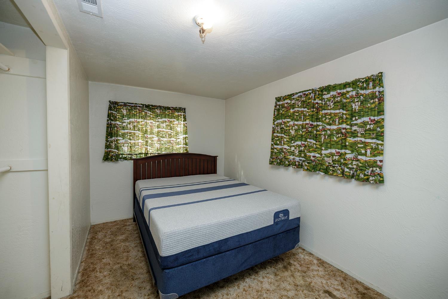 1006 Lassen Ave, Modesto, CA 95358