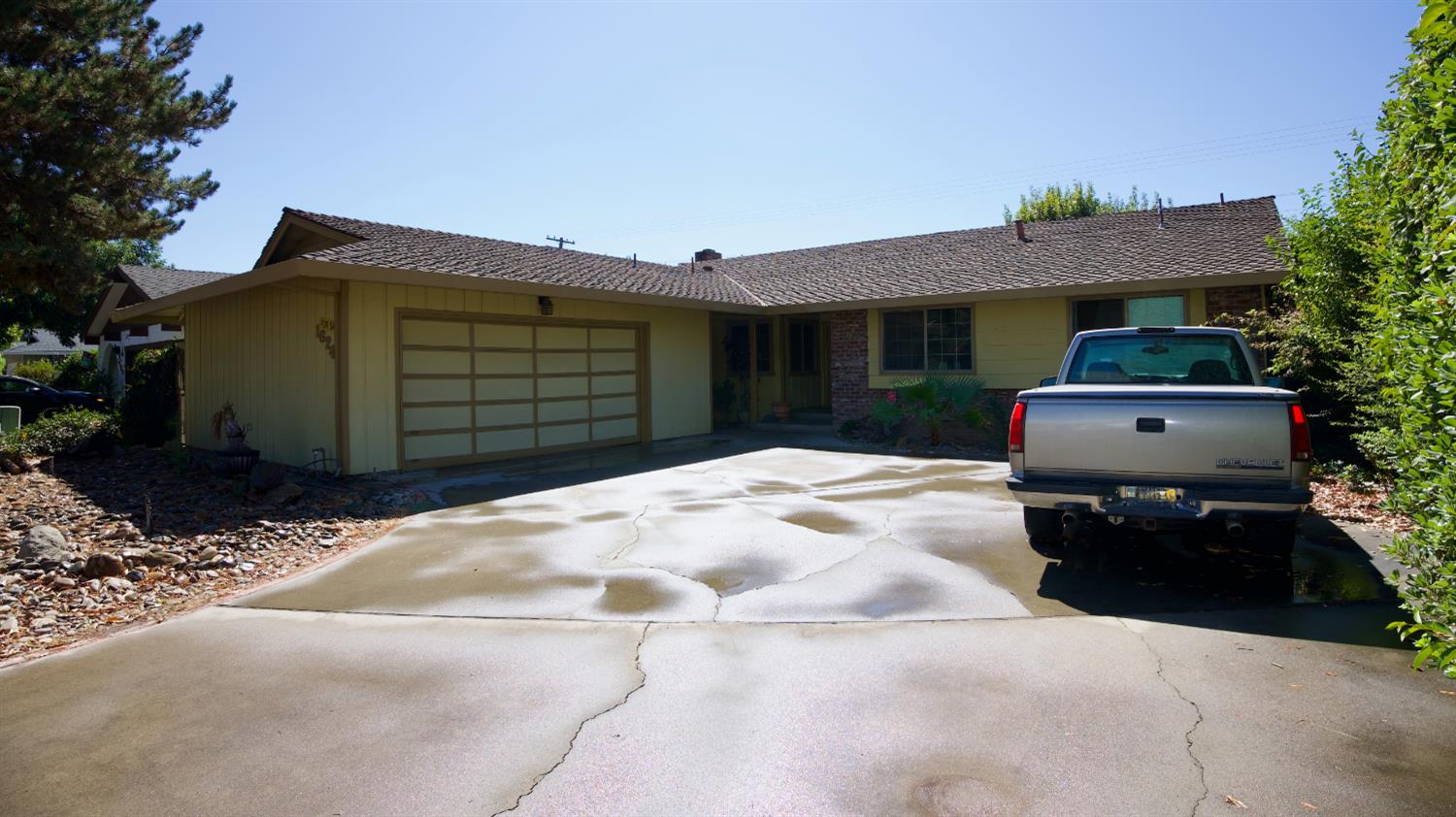 1624 Fernandes St, Modesto, CA 95355
