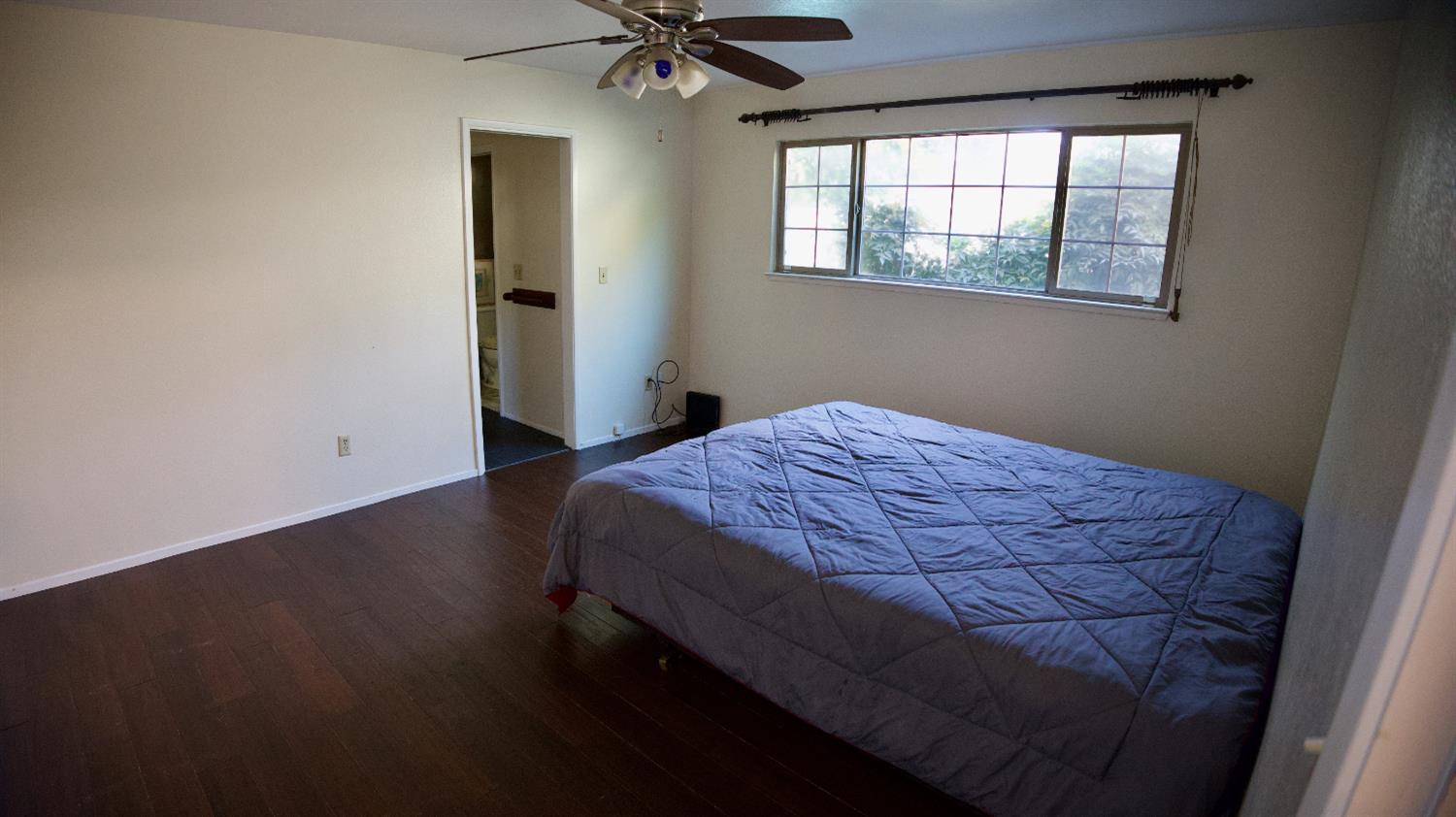 1624 Fernandes St, Modesto, CA 95355