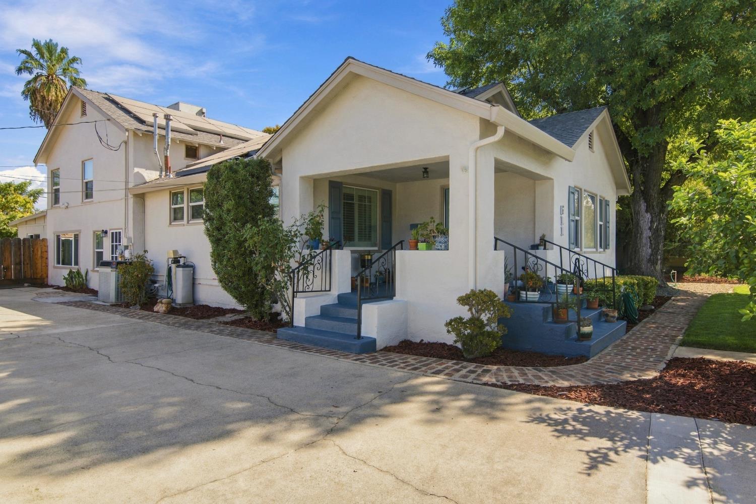 611 E 20th St, Merced, CA 95340