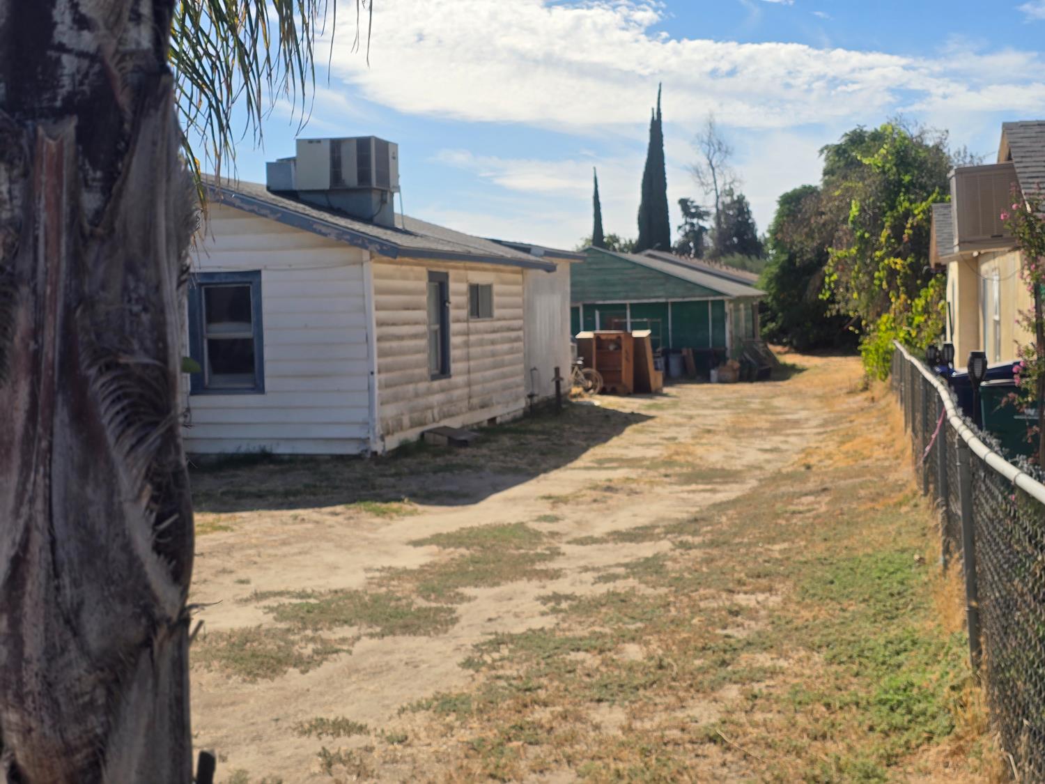6805 6807 California St, Winton, CA 95388