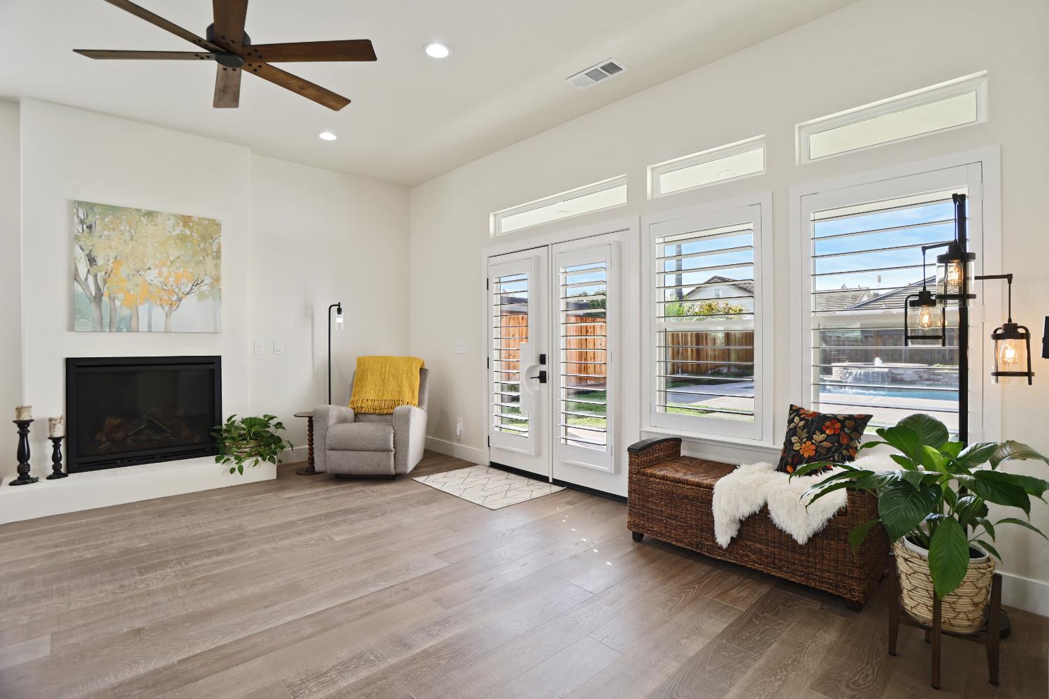 478 E Milgeo Ave, Ripon, CA 95366