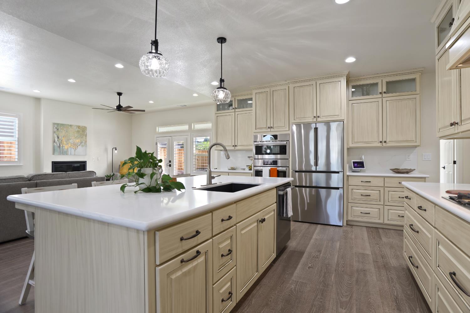 478 E Milgeo Ave, Ripon, CA 95366