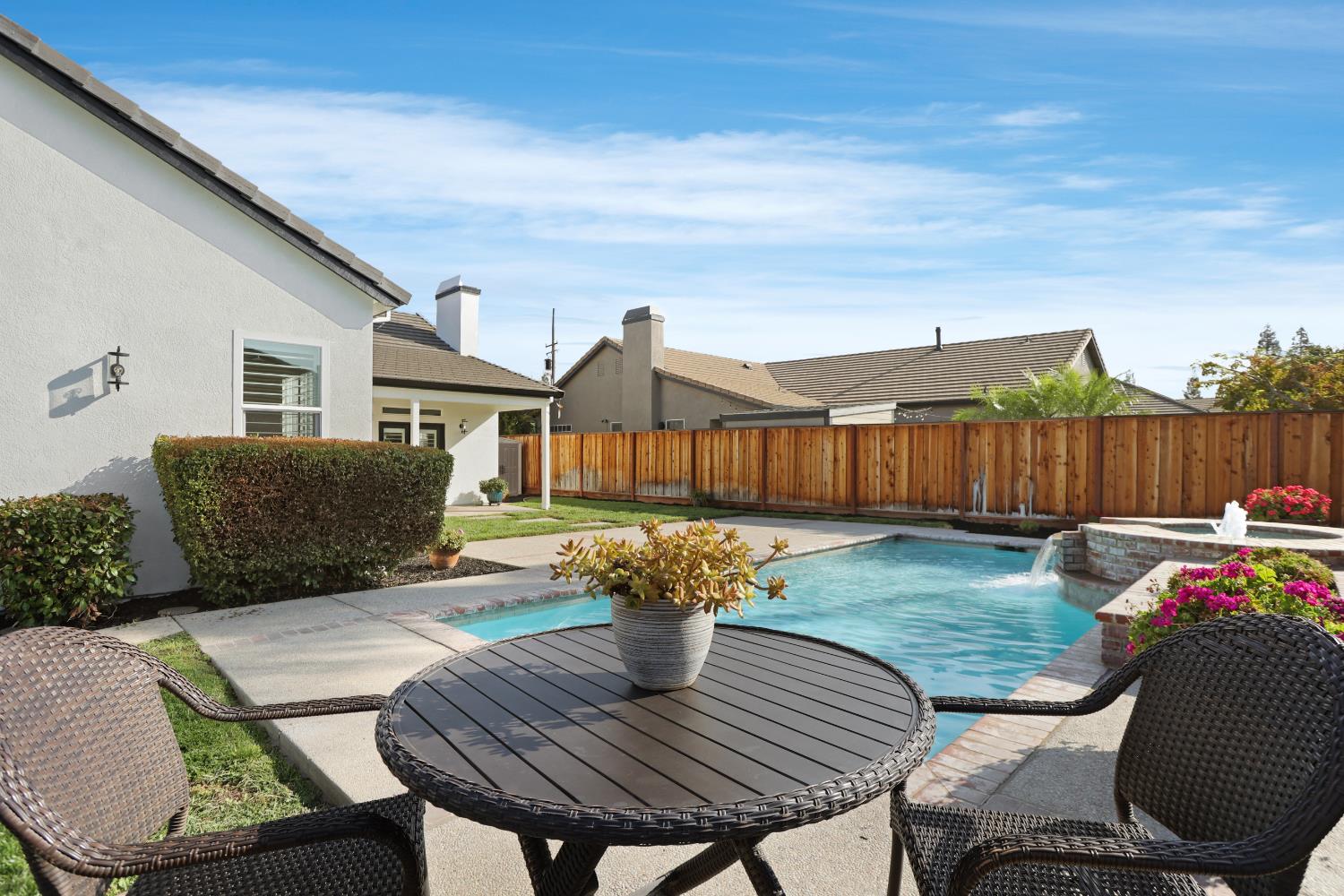 478 E Milgeo Ave, Ripon, CA 95366