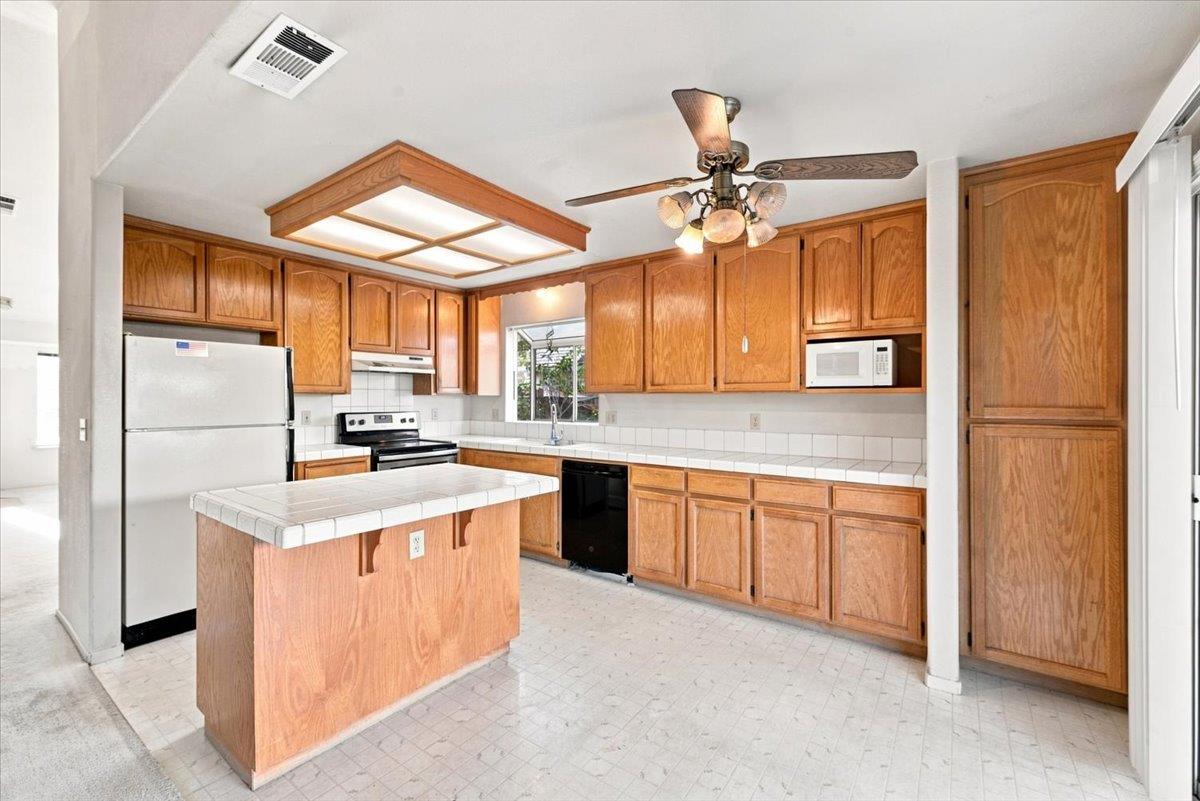 1724 Crusher Ave., Turlock, CA 95380