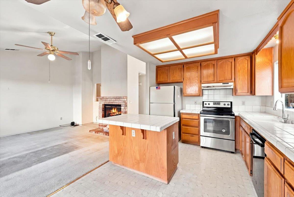 1724 Crusher Ave., Turlock, CA 95380
