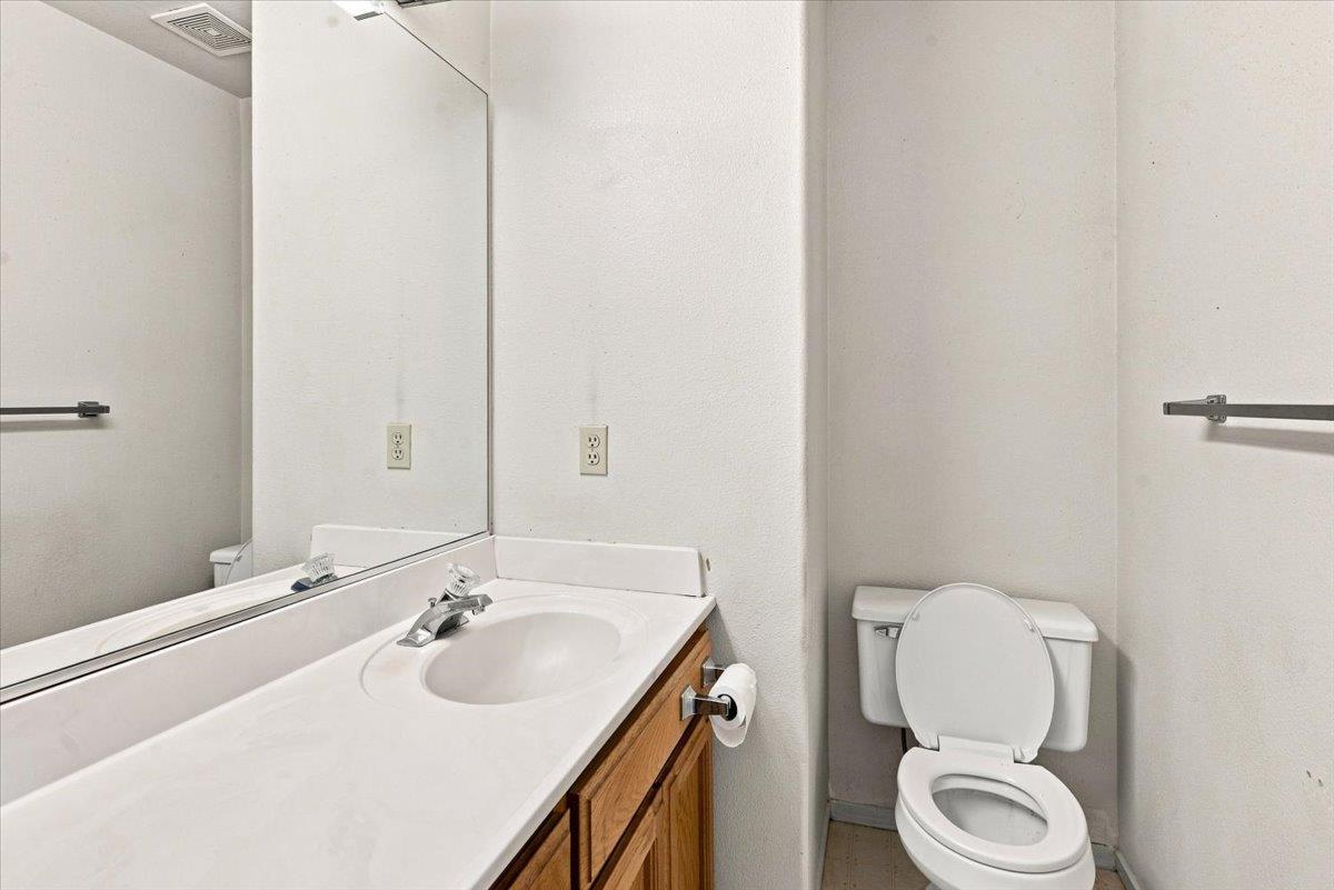 1724 Crusher Ave., Turlock, CA 95380