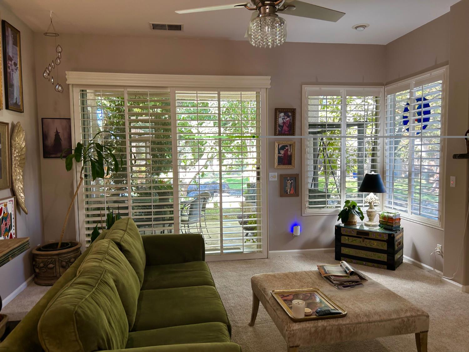 1824 E Stonebrook Ln, Clovis, CA 93611