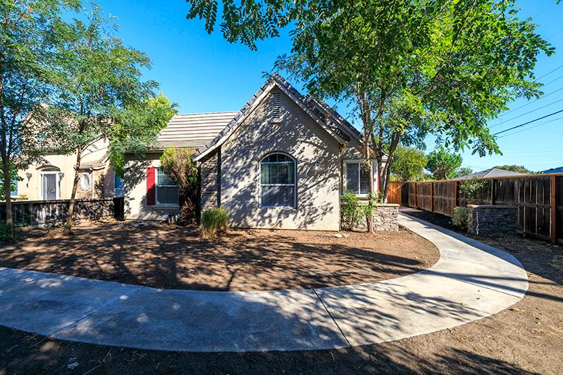 420 Fusco Ave, Modesto, CA 95354