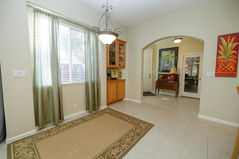 420 Fusco Ave, Modesto, CA 95354