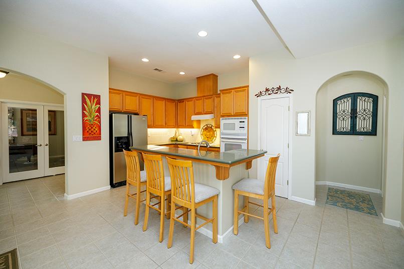 420 Fusco Ave, Modesto, CA 95354