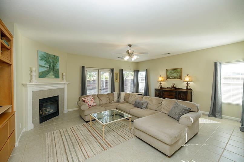 420 Fusco Ave, Modesto, CA 95354