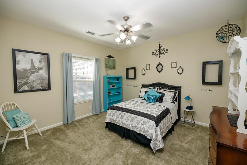 420 Fusco Ave, Modesto, CA 95354